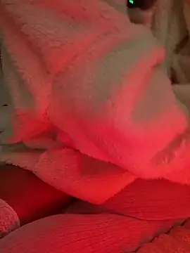 Snapshot of SexyErola27 chatting on 28, 11, 2025 SexyErola27 online show from 28, 11, 2025