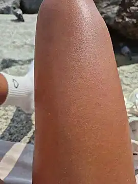 Snapshot of SexyErola27 chatting on 16, 10, 2025 SexyErola27 online show from 16, 10, 2025