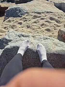 Snapshot of SexyErola27 chatting on 18, 11, 2025 SexyErola27 online show from 18, 11, 2025