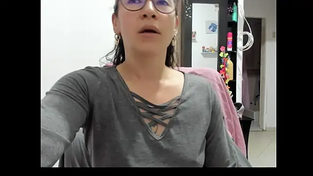 emilypoppy3 online show from 27, 3, 2026