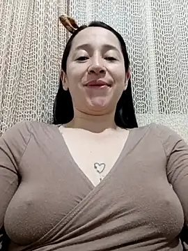 emilypoppy3 online show from 19, 4, 2026