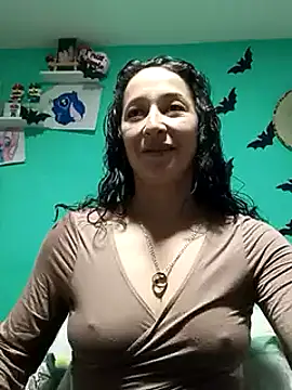 Snapshot of emilypoppy3 chatting on 14, 2, 2025 emilypoppy3 online show from 14, 2, 2025