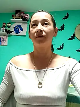 Snapshot of emilypoppy3 chatting on 6, 2, 2025 emilypoppy3 online show from 6, 2, 2025