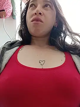 emilypoppy3 online show from 12, 6, 2026