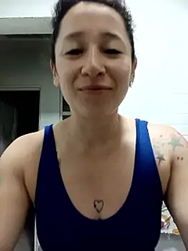 Snapshot of emilypoppy3 chatting on 15, 5, 2026 emilypoppy3 online show from 15, 5, 2026