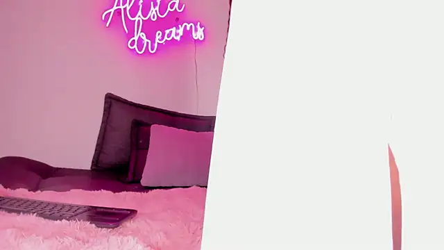 alisiadreams22 online show from 3, 3, 2025