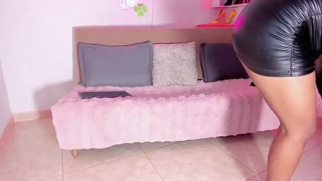 Snapshot of alisiadreams22 chatting on 1, 12, 2025 alisiadreams22 online show from 1, 12, 2025