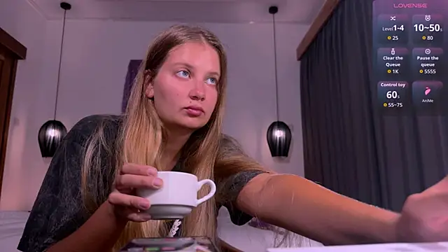 Femdom Lola online show from 4, 6, 2026
