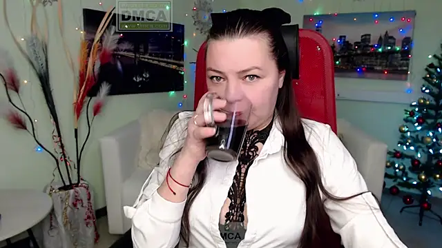 Lily flower7 online show from 17, 12, 2025