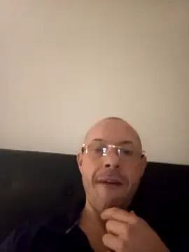 Guitccch online show from 8, 4, 2026