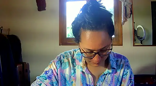 brittanycheeks online show from 4, 12, 2024