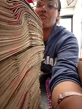 samone9 online show from 9, 11, 2025