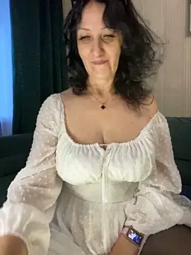 Snapshot of Katie-n chatting on 25, 12, 2024 Katie-n online show from 25, 12, 2024