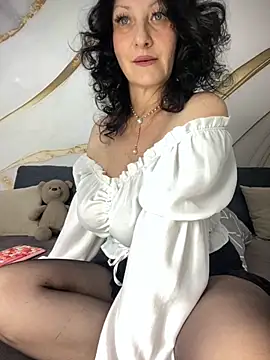 Katie-n online show from 21, 10, 2025