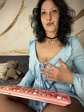 Katie-n online show from 17, 11, 2025