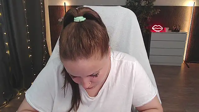 Crazyy girl  online show from 29, 6, 2026