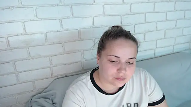 Crazyy girl  online show from 2, 11, 2025