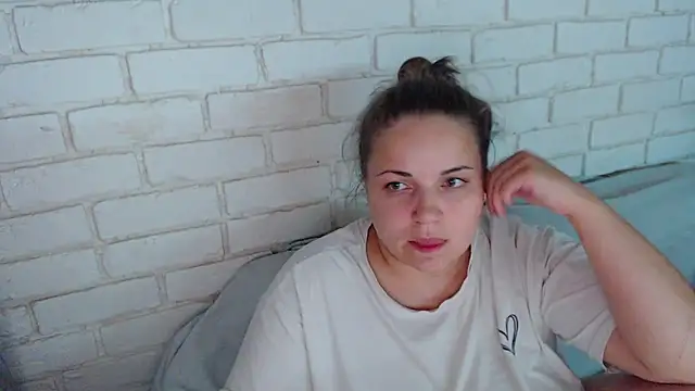 Crazyy girl  online show from 26, 10, 2025