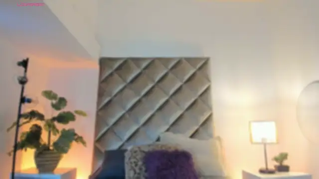 kaylarossi online show from 8, 1, 2026