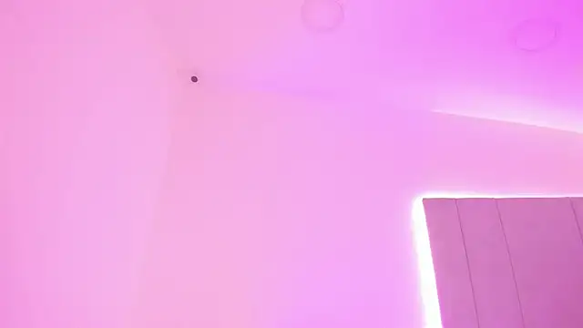 kaylarossi online show from 15, 2, 2025