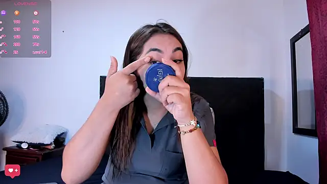 Snapshot of kandy-Jhonson chatting on 10, 10, 2025 kandy-Jhonson online show from 10, 10, 2025