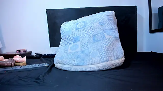 Snapshot of kandy-Jhonson chatting on 27, 11, 2025 kandy-Jhonson online show from 27, 11, 2025