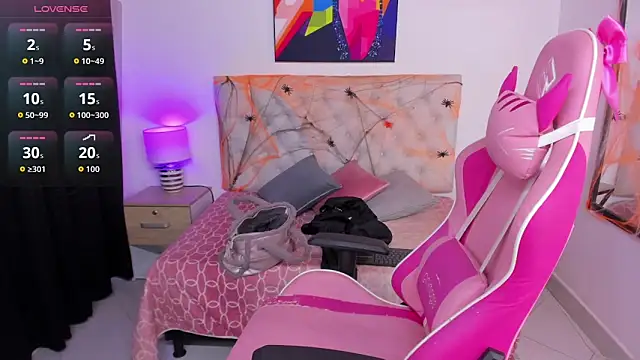 KristalFoxx online show from 27, 10, 2025