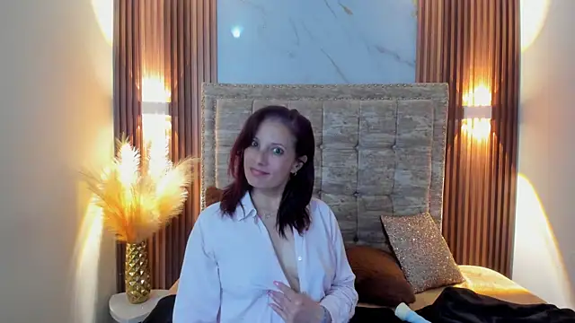 Snapshot of ada_mclaine chatting on 22, 2, 2025 ada mclaine online show from 22, 2, 2025