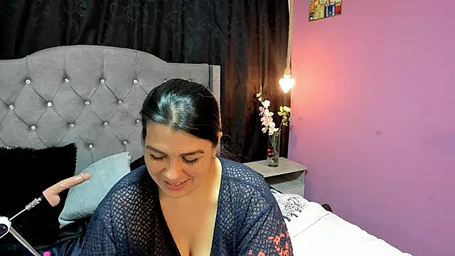 martina foxy  online show from 26, 2, 2025