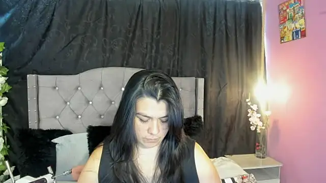 martina foxy  online show from 2, 3, 2025