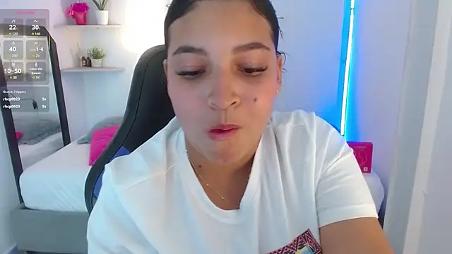 Julia Boobs online show from 2, 10, 2025