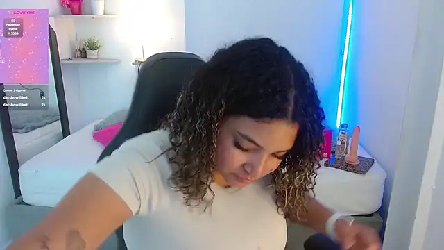Julia Boobs online show from 27, 9, 2025