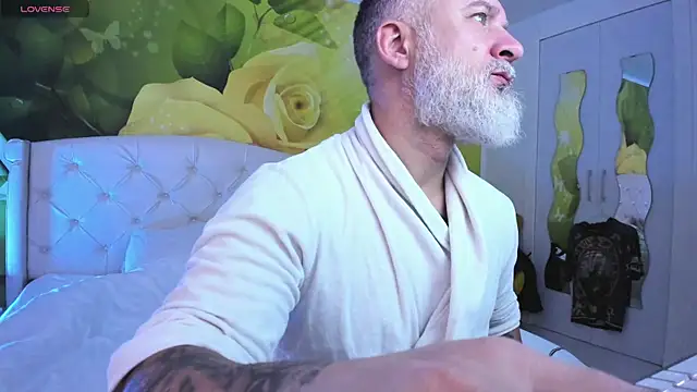 BlowMyXXL online show from 8, 2, 2026