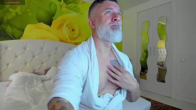 BlowMyXXL online show from 3, 4, 2026