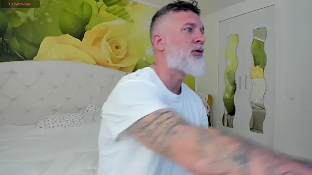 BlowMyXXL online show from 22, 3, 2026