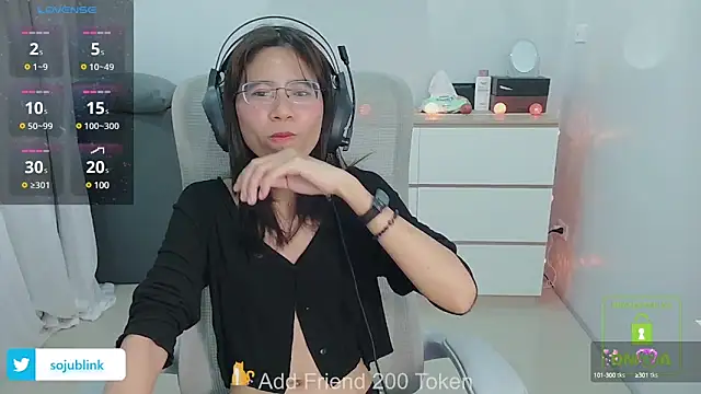 Snapshot of littlemiilk chatting on 17, 3, 2025 littlemiilk online show from 17, 3, 2025