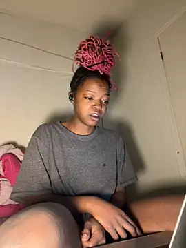 Snapshot of minimama69 chatting on 2, 11, 2025 minimama69 online show from 2, 11, 2025