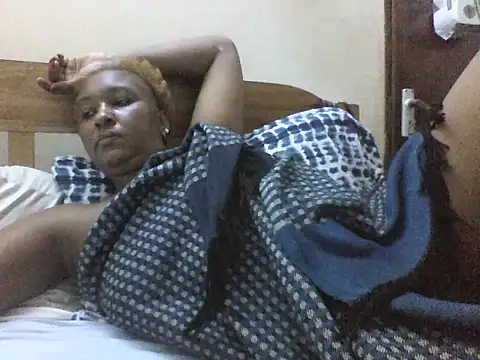 Snapshot of sweety_babra chatting on 6, 11, 2025 sweety babra online show from 6, 11, 2025