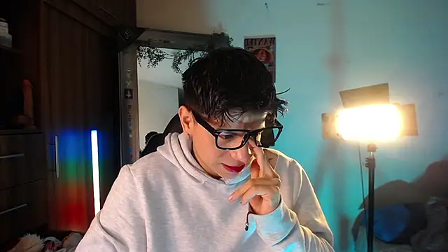 marckalexis online show from 28, 2, 2025