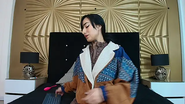 Snapshot of emmily_keller19 chatting on 28, 2, 2026 emmily keller19 online show from 28, 2, 2026