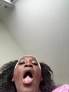 Fanclubbbbb online show from 6, 3, 2026