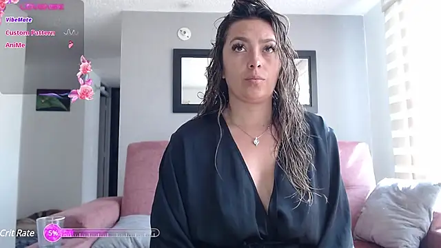 lauramcdowell1 online show from 2, 3, 2025