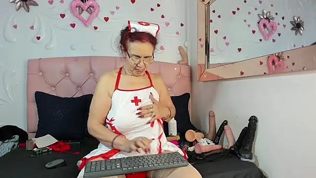 agatha ross26 online show from 2, 3, 2025