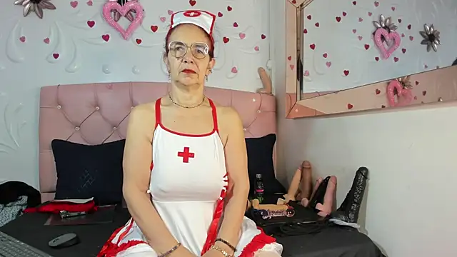 agatha ross26 online show from 2, 3, 2025