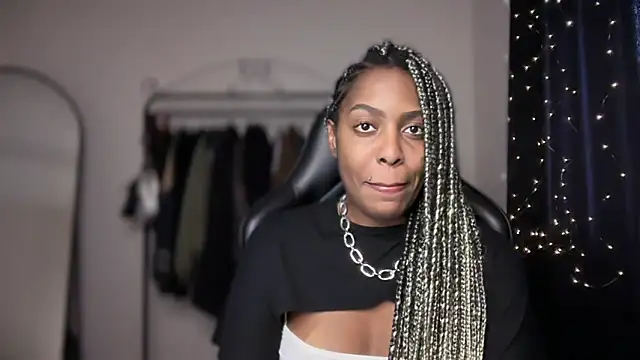 marisilva br online show from 27, 11, 2025