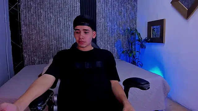 Mike 0233  online show from 11, 10, 2025