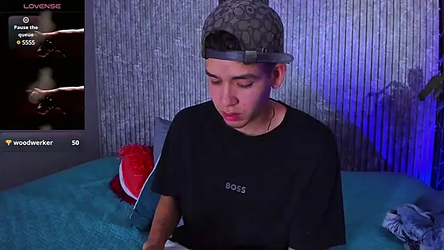 Mike 0233  online show from 9, 3, 2025