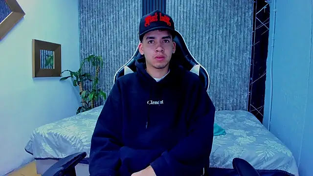 Mike 0233  online show from 16, 11, 2025