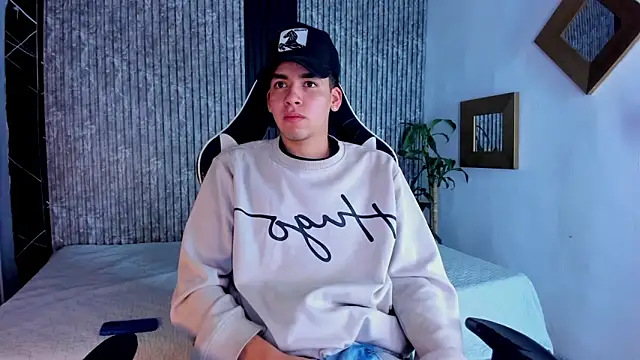 Mike 0233  online show from 10, 9, 2025