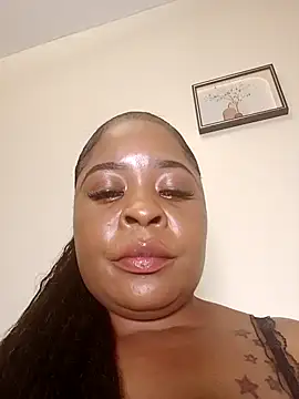 Snapshot of juicybatate chatting on 4, 10, 2025 juicybatate online show from 4, 10, 2025